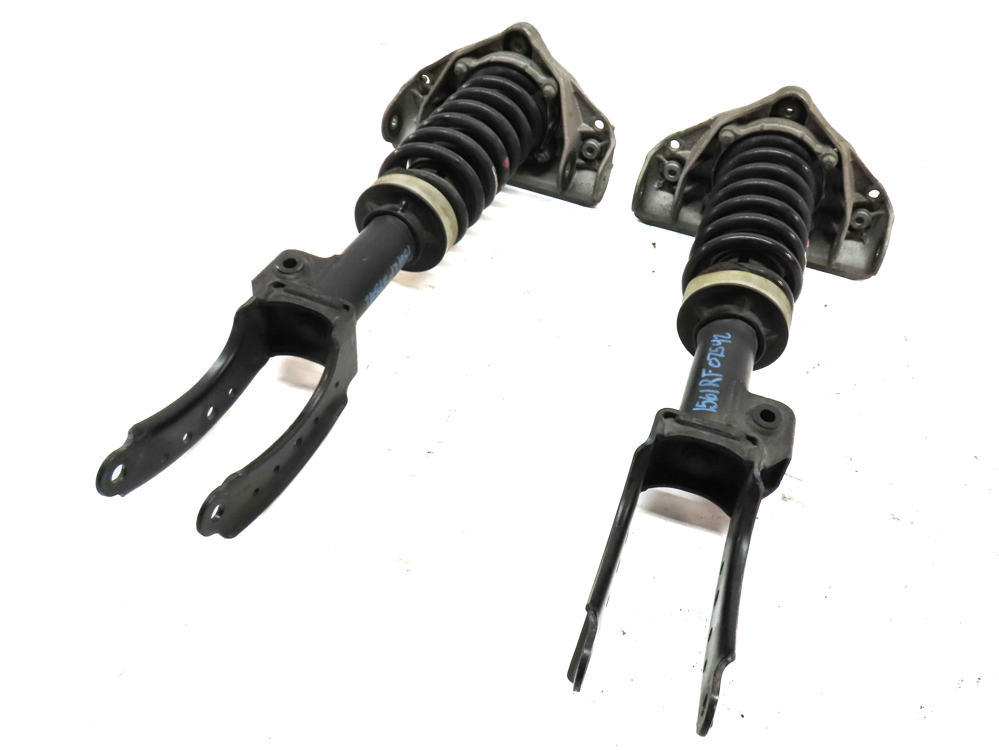 2007-2015 AUDI Q7 (4L) FRONT LEFT & RIGHT SHOCK STRUT SET-2 (COMFORT SUSPENSION) — exact item pictured
